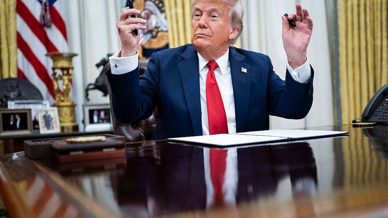 Trump signs an executive order