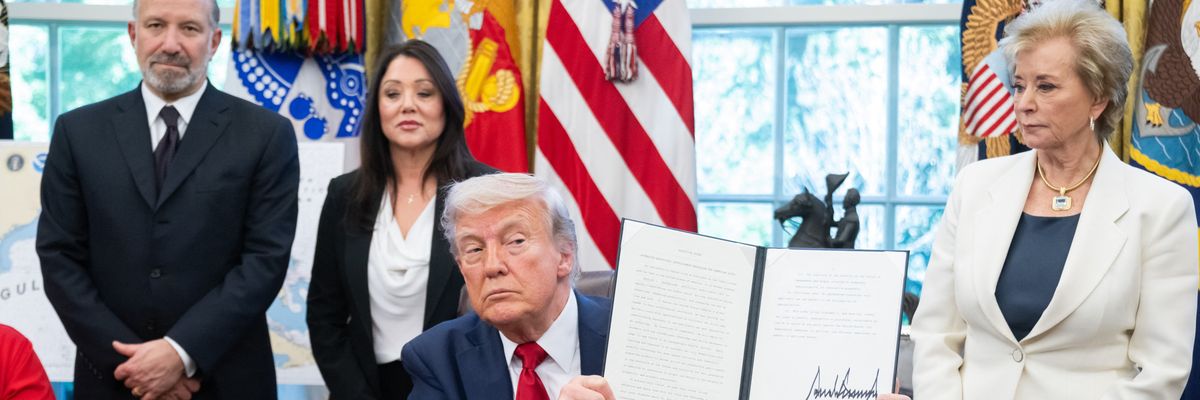 Trump signs executive order