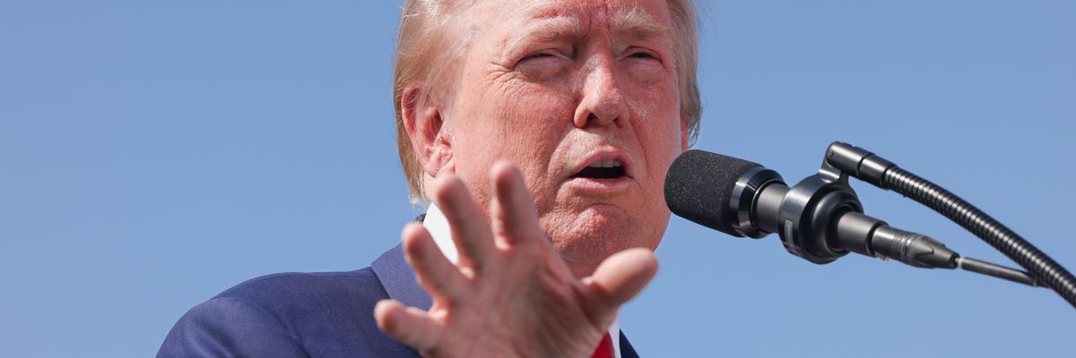 Trump speaks from LA golf course.