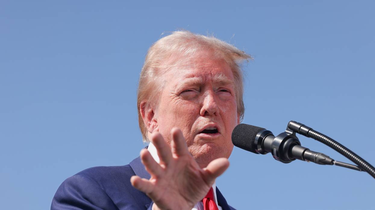 Trump speaks from LA golf course.