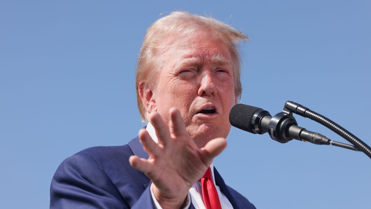 Trump speaks from LA golf course.