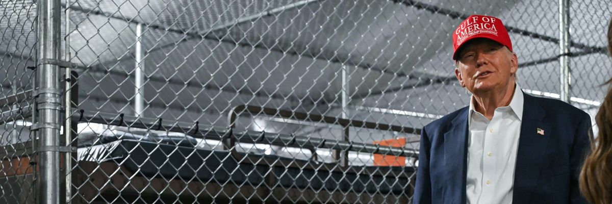 Trump tours Alligator Alcatraz