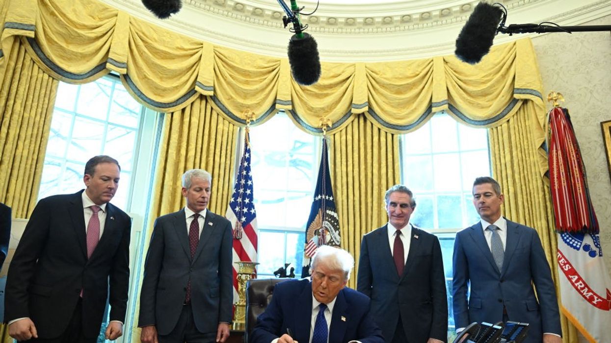 Trump, Zeldin, Wright, Burgum, and Duffy in the Oval Office