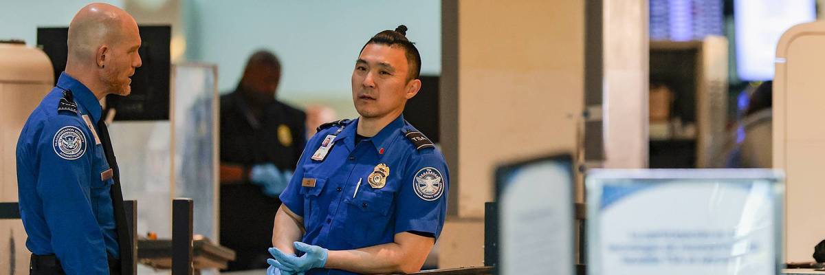 Trump's TSA Sued Over 'Insane Proposal' to Privatize Airport Screening