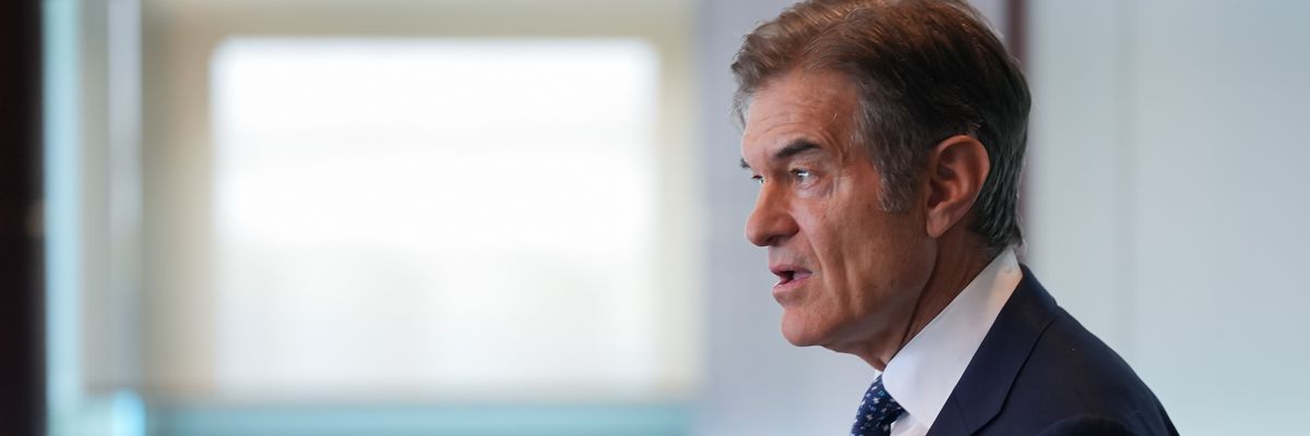 Turkish-American heart surgeon Mehmet Oz