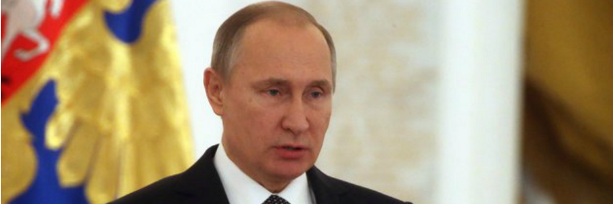 'Ludicrous': Kremlin Dismisses Report of Putin Involvement in DNC Hack