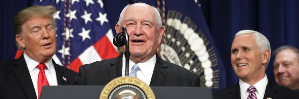 With Puerto Rico Still Waiting on Approved Emergency Food Aid, Sanders Condemns Trump for 'Holding Funds in Red Tape Limbo'