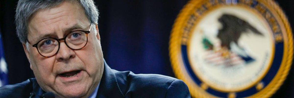 'Destruction of Checks and Balances': WH Lawyers Reportedly Argued Trump Could Override Congress to Freeze Ukraine Aid