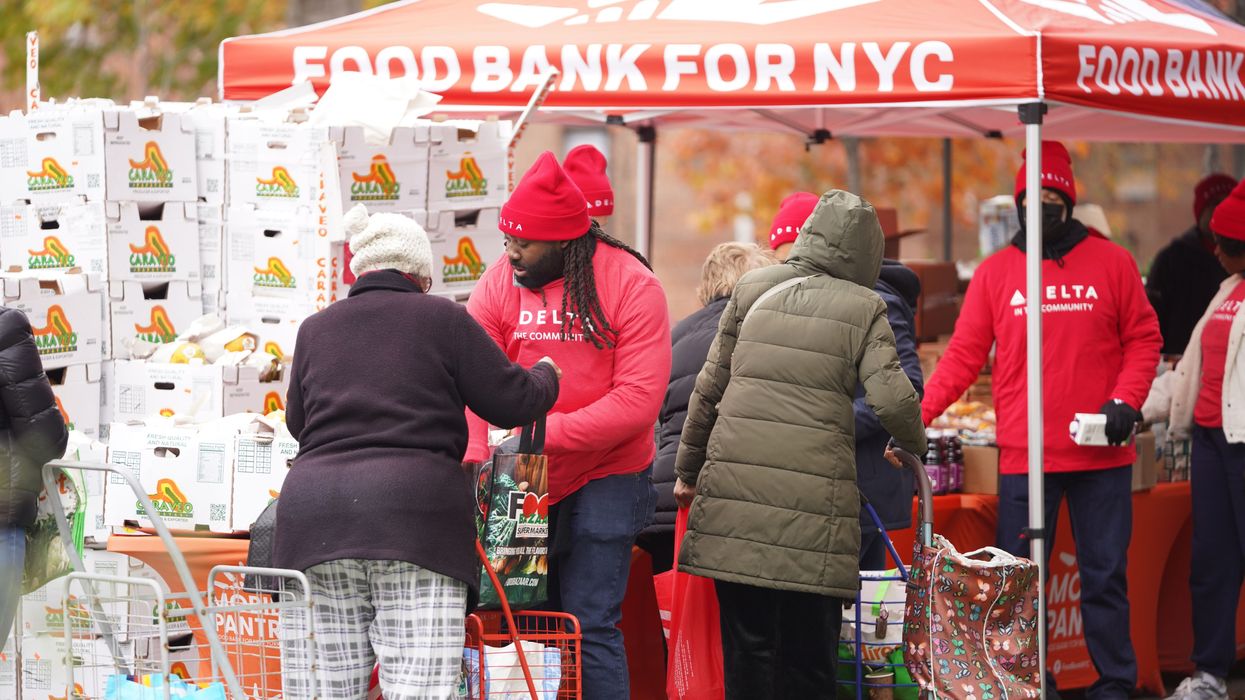 U.S.-NEW YORK-FREE FOOD DISTRIBUTION