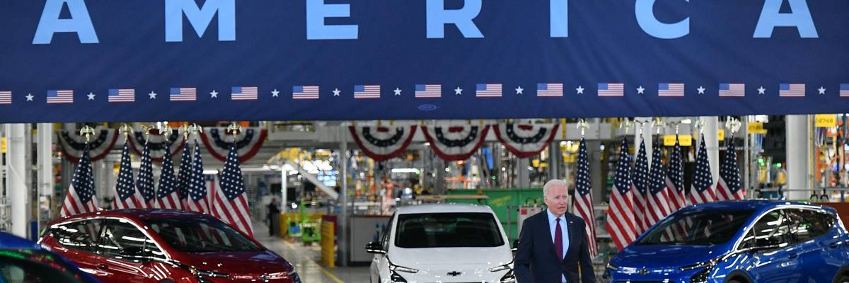 Industrial Policy Is Not a Remedy for Income Inequality