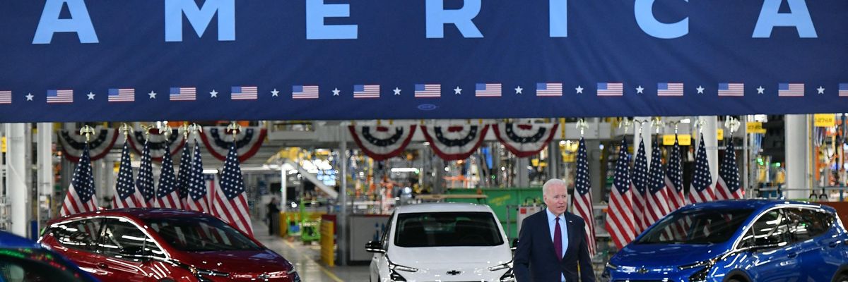 Industrial Policy Is Not a Remedy for Income Inequality