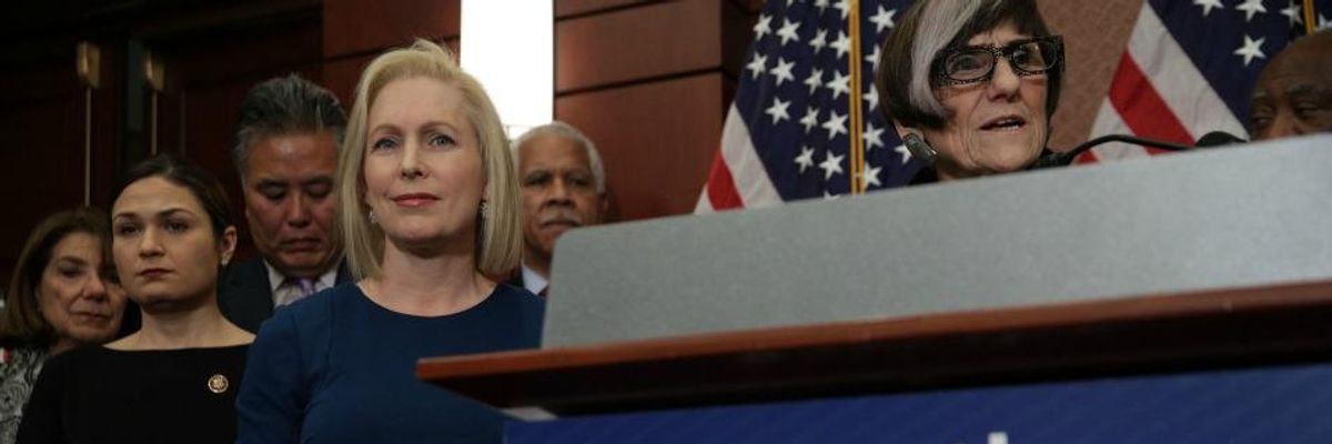 Voters 'Overwhelmingly Support' Robust Paid Family Leave Proposal While Rejecting 'Half-Measures,' New Study Finds