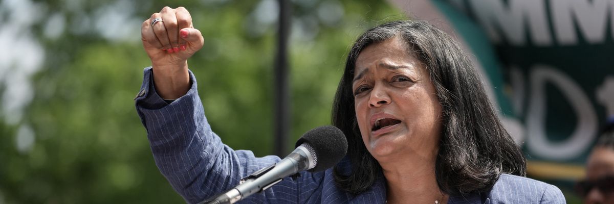 'Hell No,' Say Critics as Trump's Megabill Poised to Drastically Expand ICE's Dragnet