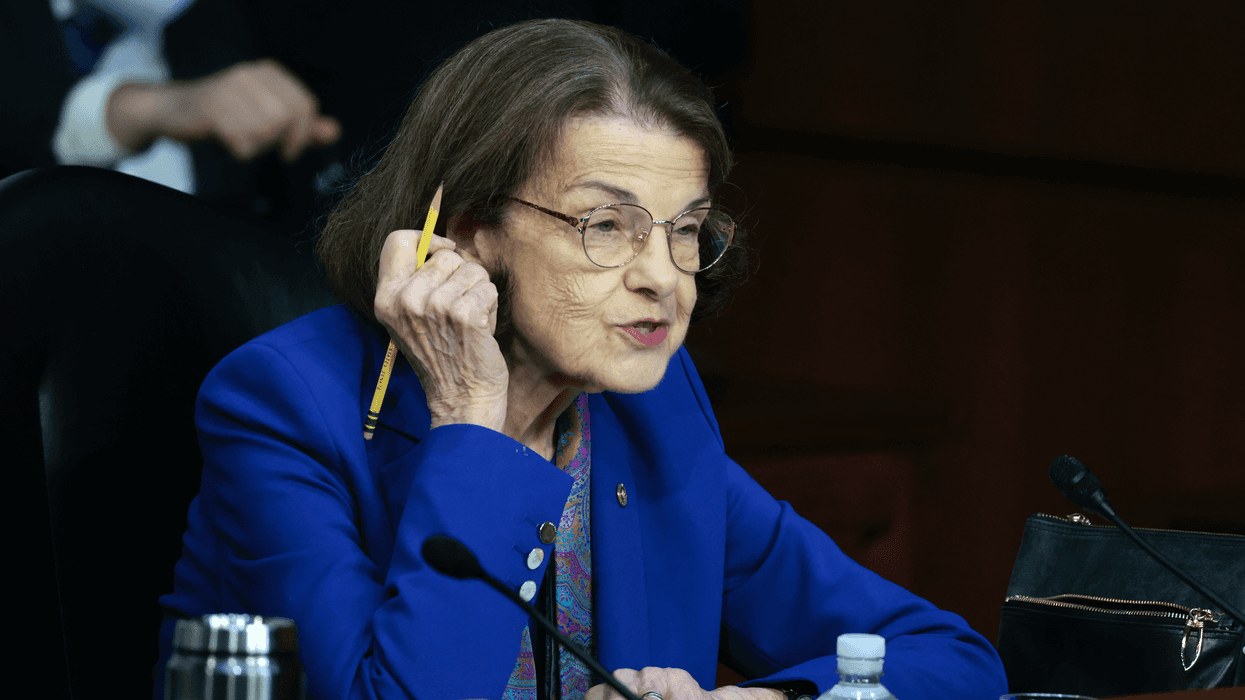 U.S. Sen. Dianne Feinstein (D-Calif.), who is absent from the Senate while recovering from shingles, is facing calls to resign.