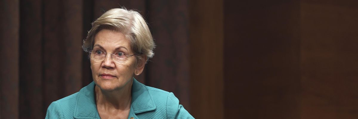 U.S. Sen. Elizabeth Warren (D-Mass.) arrives for a Senate committee hearing on September 20, 2022 in Washington, D.C.