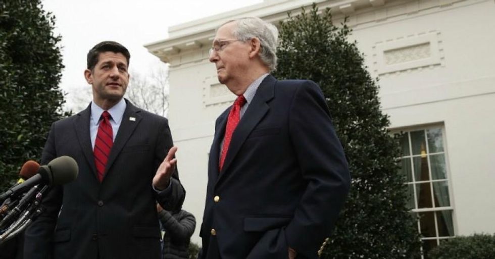 U.S. Speaker of the House Rep. Paul Ryan (R-Wis.) and Senate Majority Leader Mitch McConnell (R-Ky.) speak to members of the media in front of the West Wing of the White House February 27, 2017 in Washington, D.C. (Photo: Alex Wong/Getty Images)