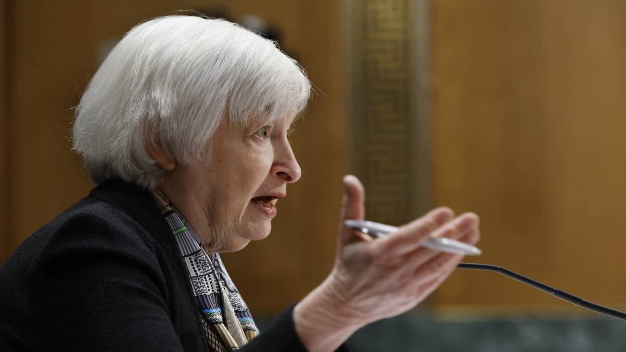 Senate Dems Urge Treasury Chief to Crack Down on Rich Tax Dodgers