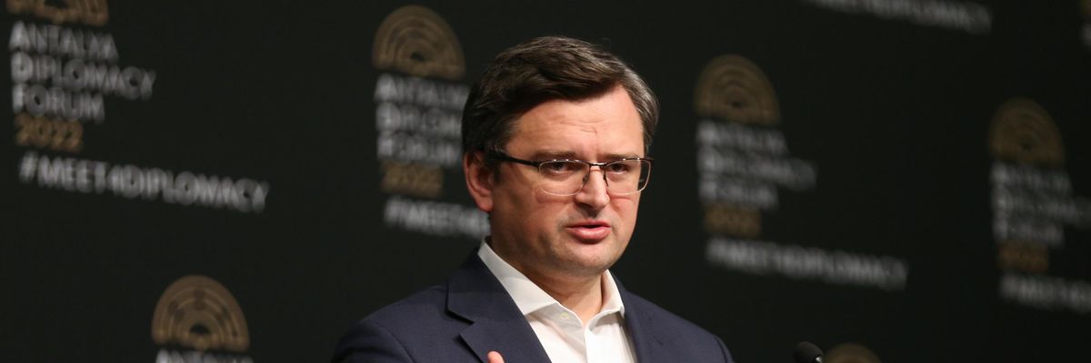 Ukraine's foreign minister speaks to reporters