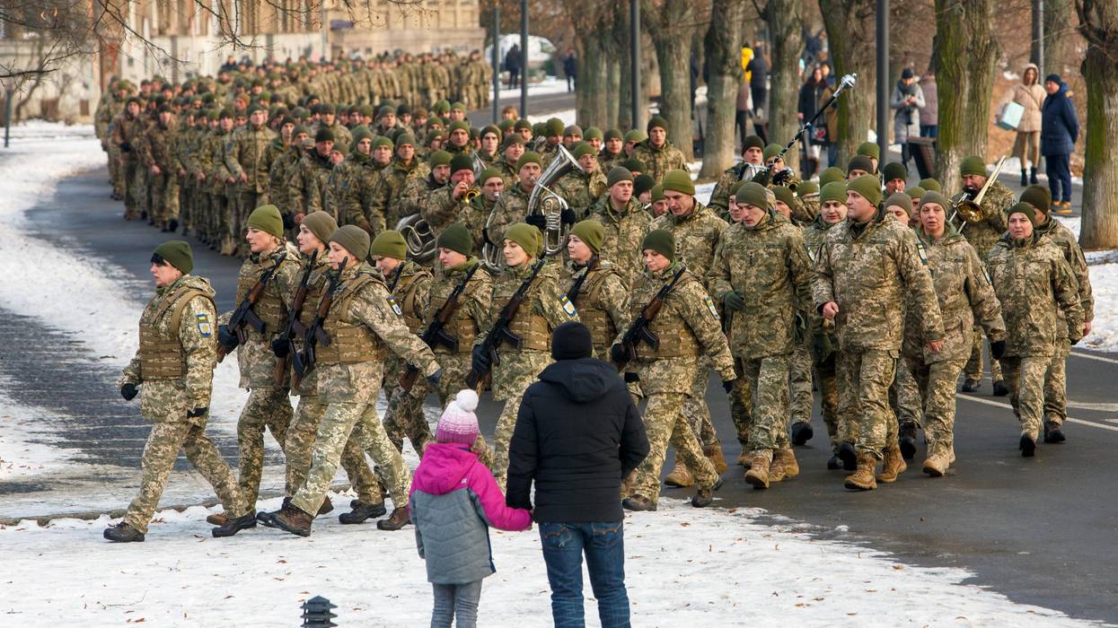 Ukraine troops