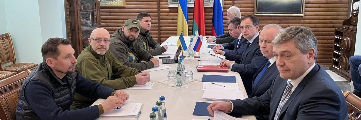 Ukrainian and Russian diplomats sit for talks in Belarus