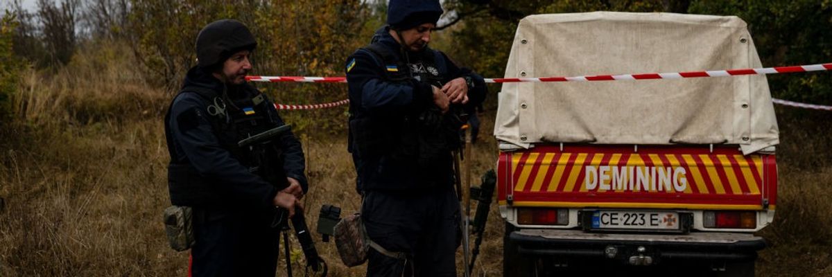 Ukrainian demining team