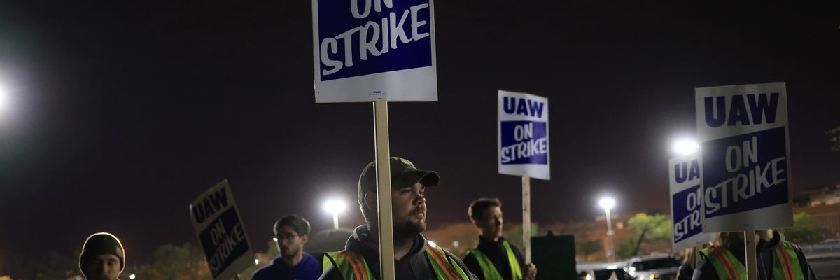 United Auto Workers on strike in Kentucky