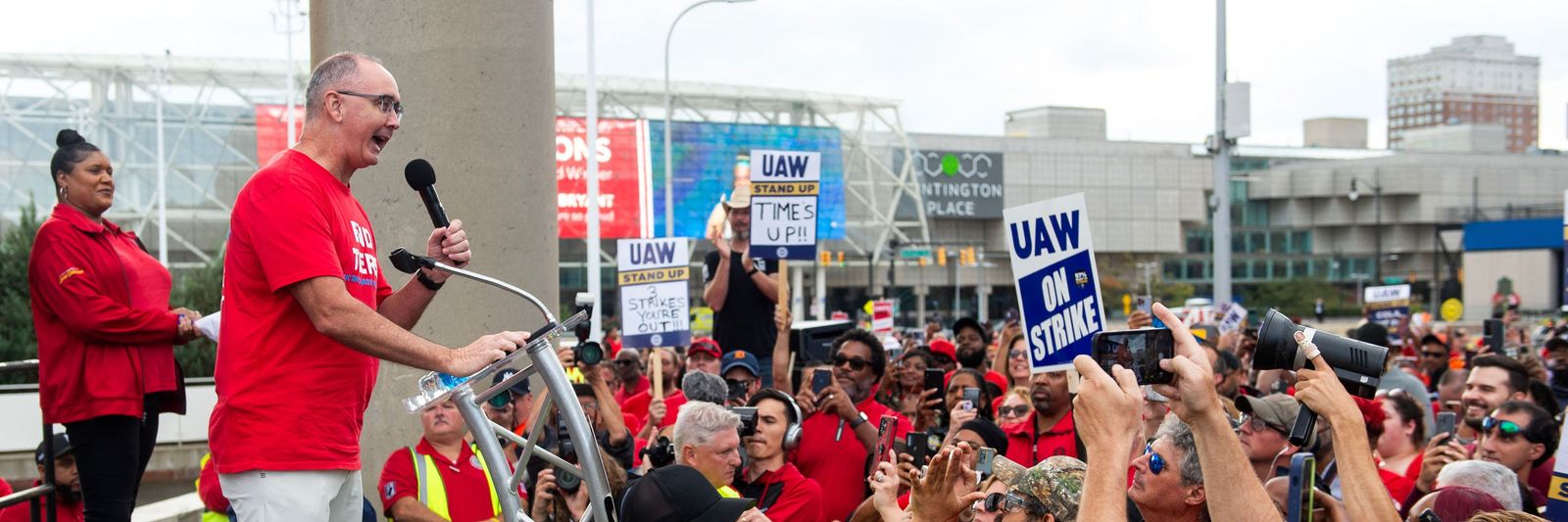 united-auto-workers-president-shawn-fain.jpg?id=56526858&width=1200&height=400&coordinates=0%2C390%2C0%2C1060