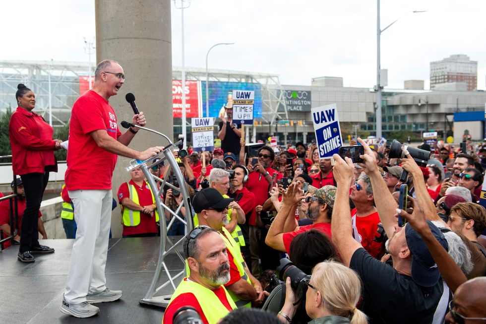 'The Membership Has Spoken': Shawn Fain Overwhelmingly Wins Reelection as UAW President