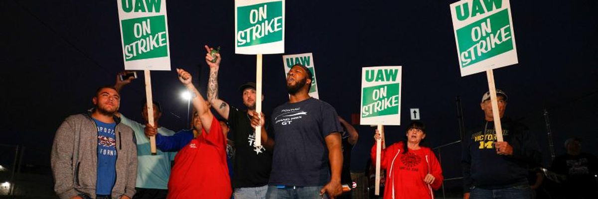 'Heartless and Unconscionable': Outrage as General Motors Cuts Off Healthcare for 50,000 Striking Workers