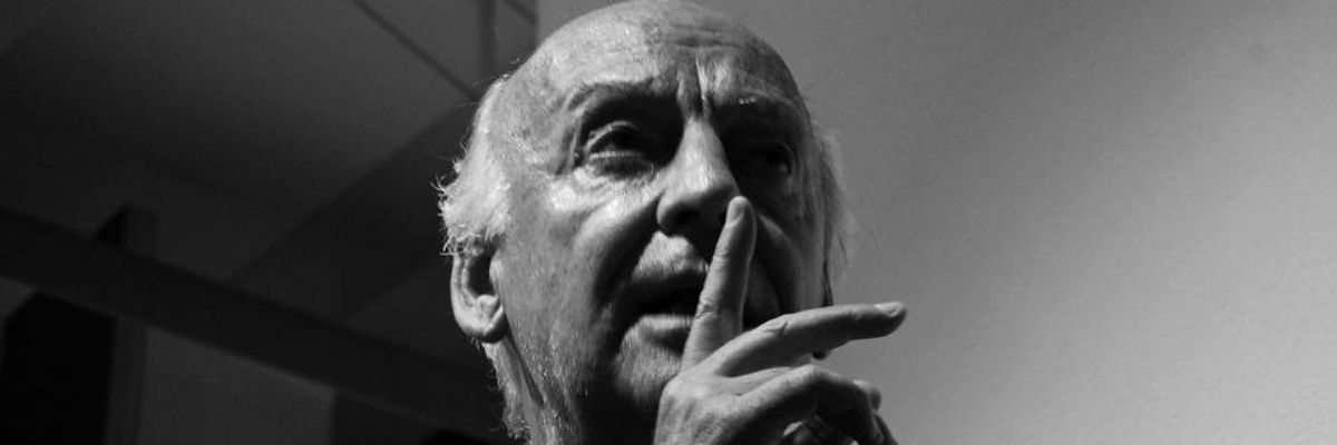 Eduardo Galeano's Words Walk the Streets of a Continent