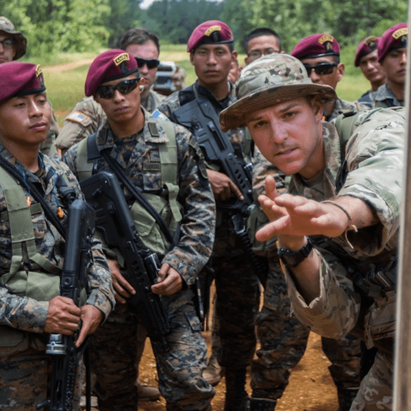 US and Guatemalan troops train together