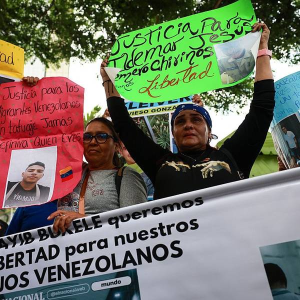 US deportations to El Salvador - Venezuela
