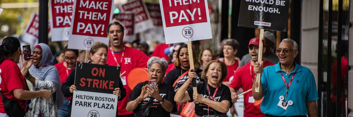 US-ECONOMY-LABOUR-HOTELS-STRIKE-HOLIDAY