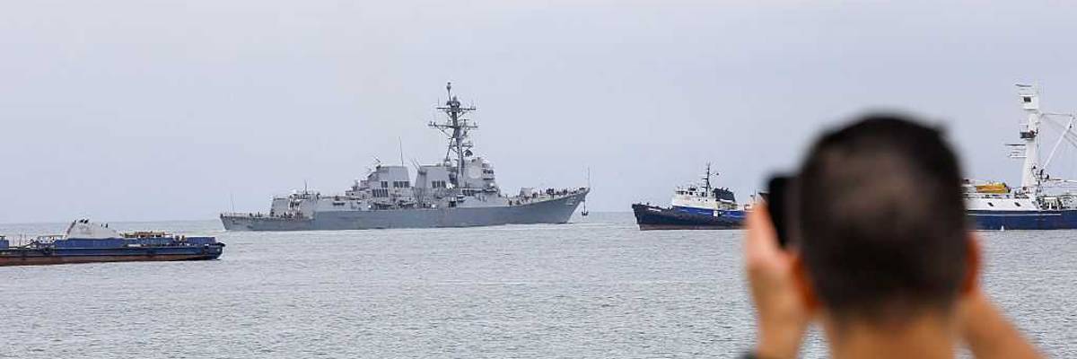 US Navy Destroyer USS Sampson docked in Panama amid regional tensions with Venezuela