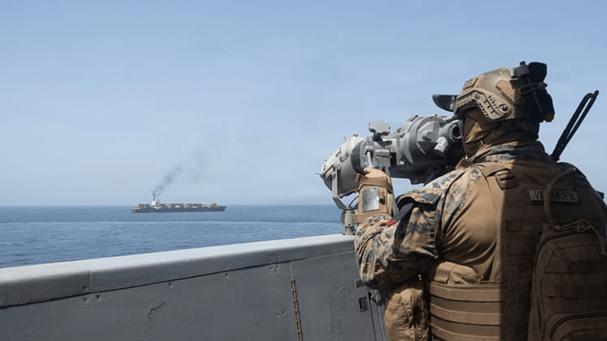 US Navy pirates in action
