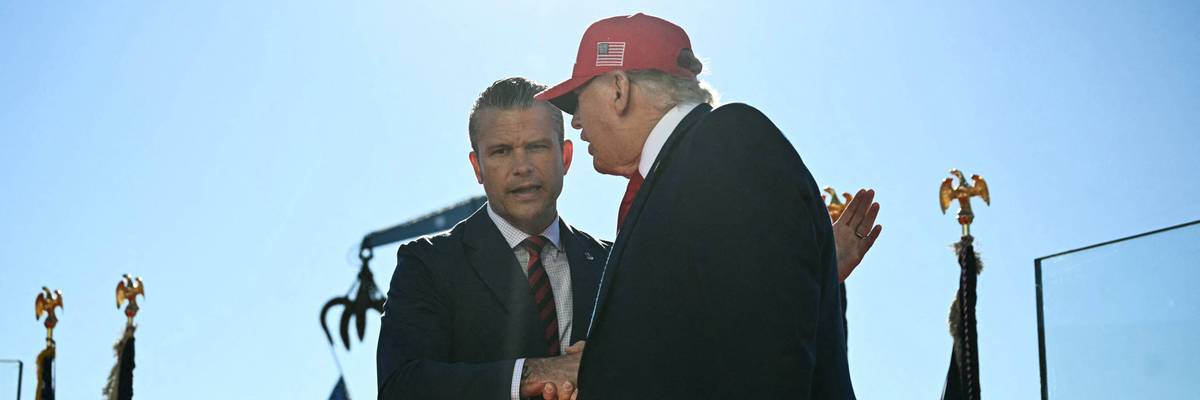 US President Donald Trump and Pentagon Secretary Pete Hegseth