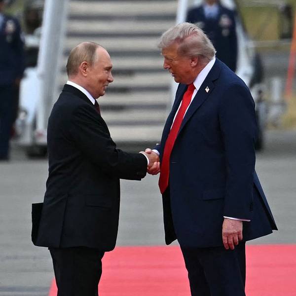 Trump Gives Putin an 'Economic Lifeline,' Waives Sanctions on Russia