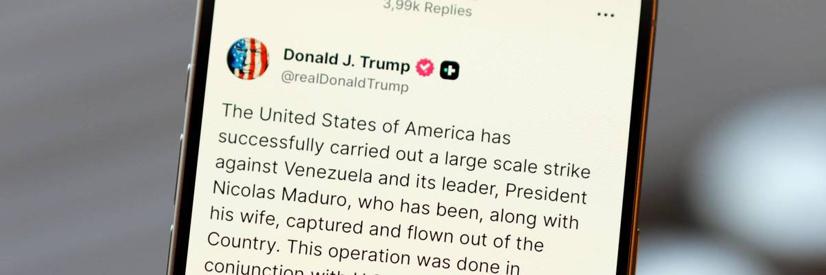 Lawsuit Filed Against 'Blatantly Corrupt' Trump Scheme to Charge for Early Access to Market-Moving Social Posts