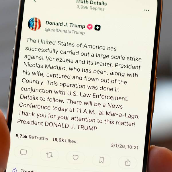Lawsuit Filed Against 'Blatantly Corrupt' Trump Scheme to Charge for Early Access to Market-Moving Social Posts