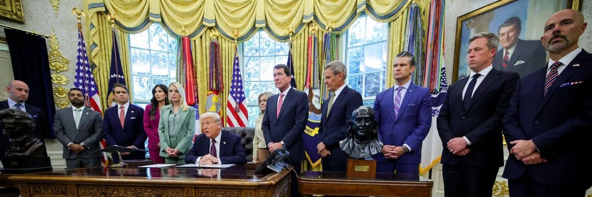 US President Donald Trump signed an order deploying the National Guard to Memphis