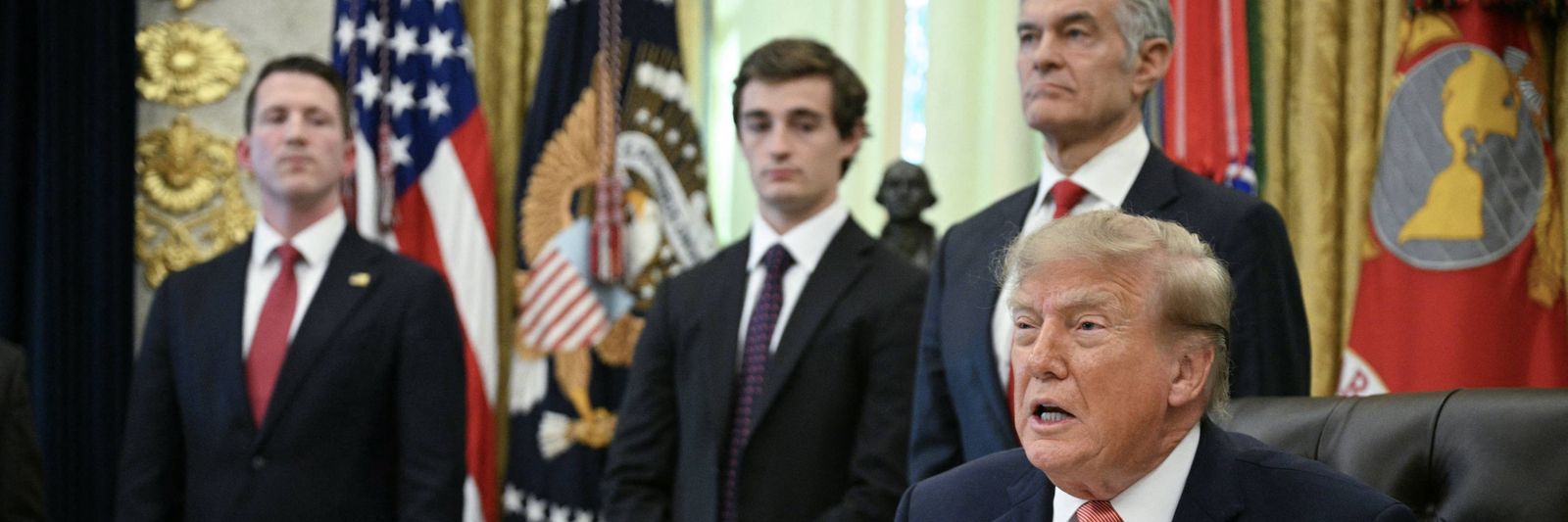 us-president-donald-trump.jpg?id=68496711&width=1200&height=400&coordinates=0%2C276%2C0%2C1391