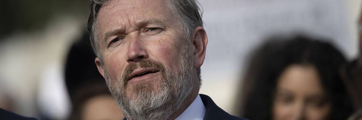 'This is About Oil and Regime Change': GOP Lawmaker Speaks Out Against Push for War in Venezuela