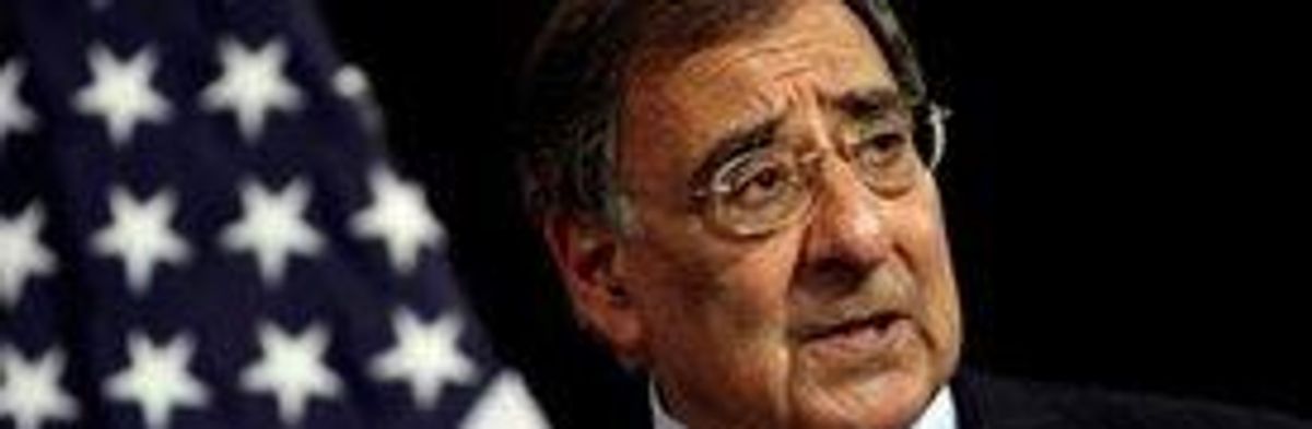 Panetta Orders US Missiles, Boots on the Ground Along Syrian Border