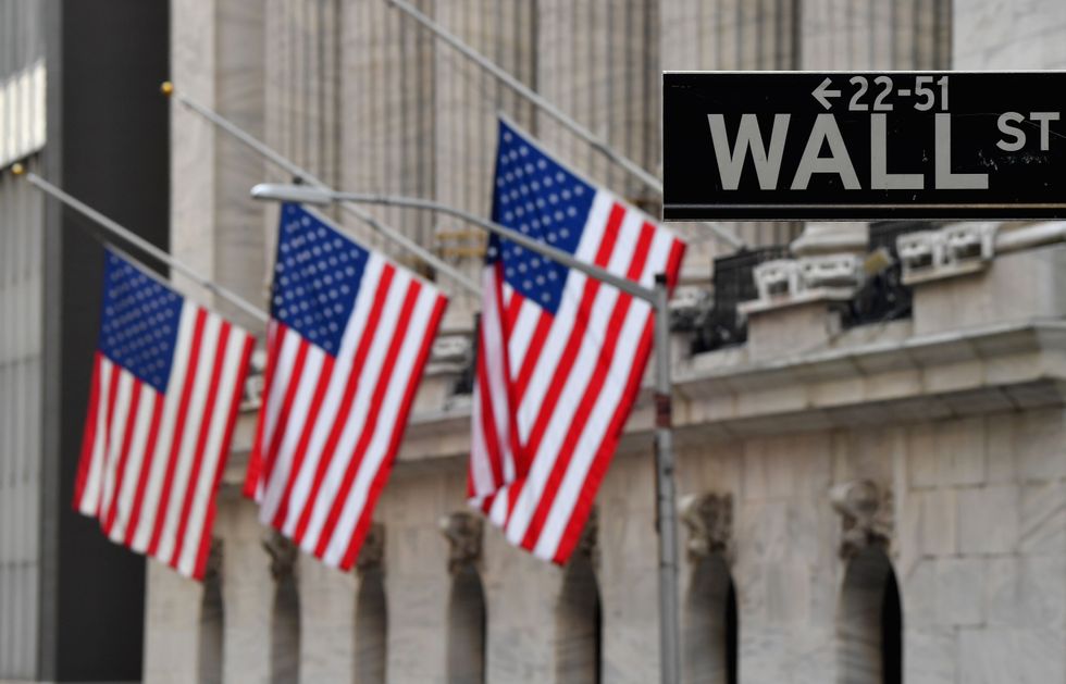'Biggest Wealth Divide in Modern History': Graphic Shows Shocking Reality of US Economy