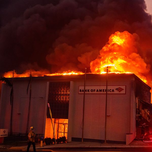 US-WEATHER-FIRE