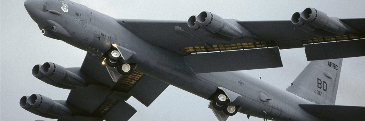 Boasting of 'Combat Power' to Threaten Iran, US Flies Two Massive B-52 Bombers Over Persian Gulf