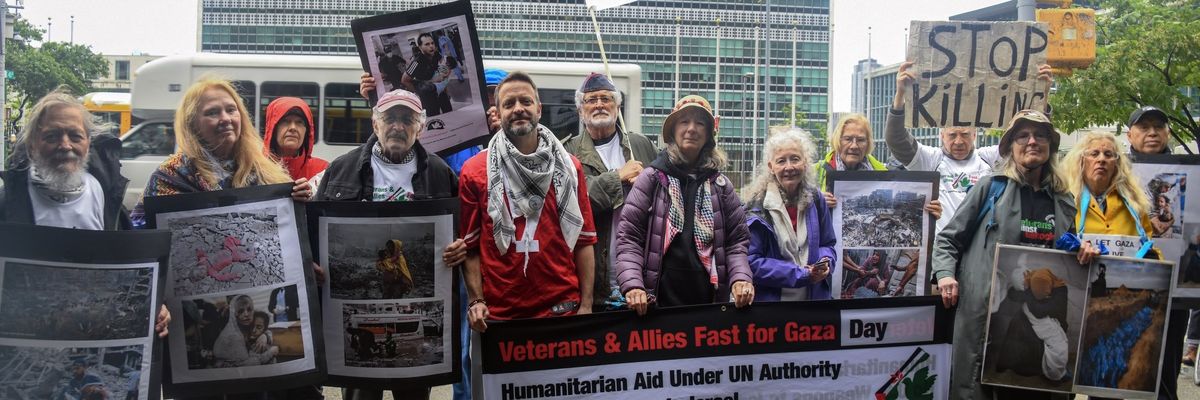 Veterans fast for Gaza.