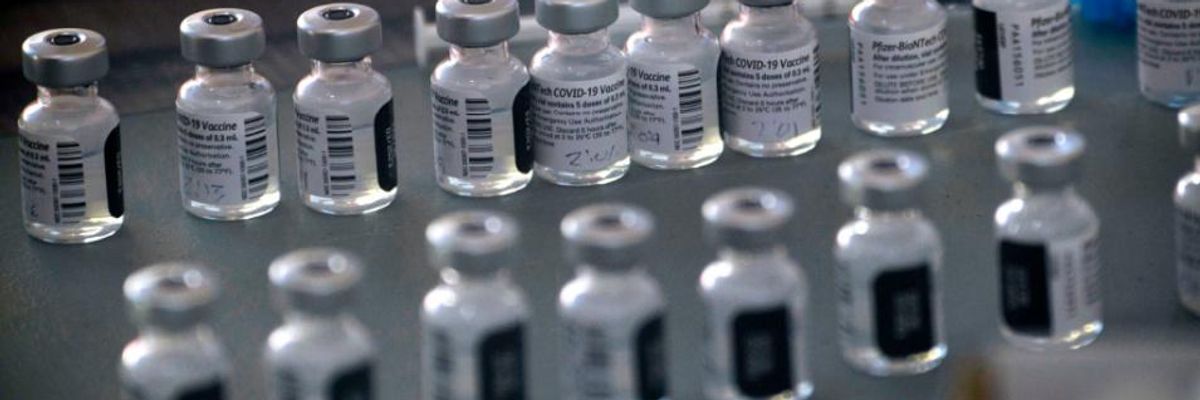 'Baffling': Trump Admin Reportedly Slashing Vaccine Allocations to States While Millions of Doses Sit on Shelves