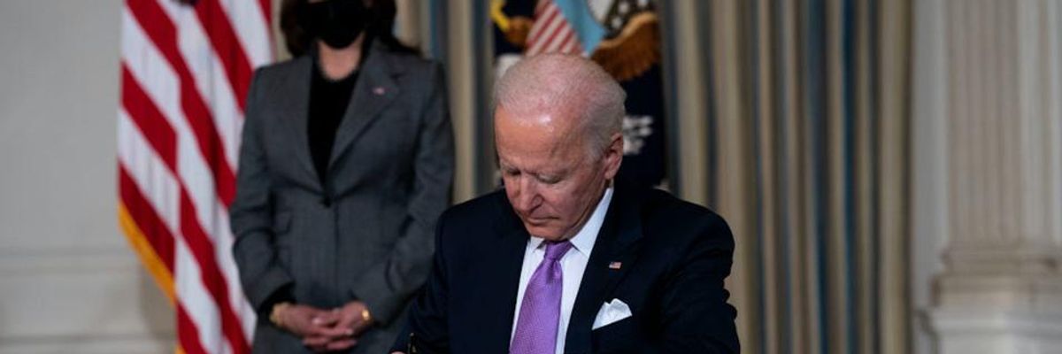 'A Big Step': Progressives Welcome Biden Executive Order Ending DOJ Private Prison Contracts, But Say This Is Just the Start