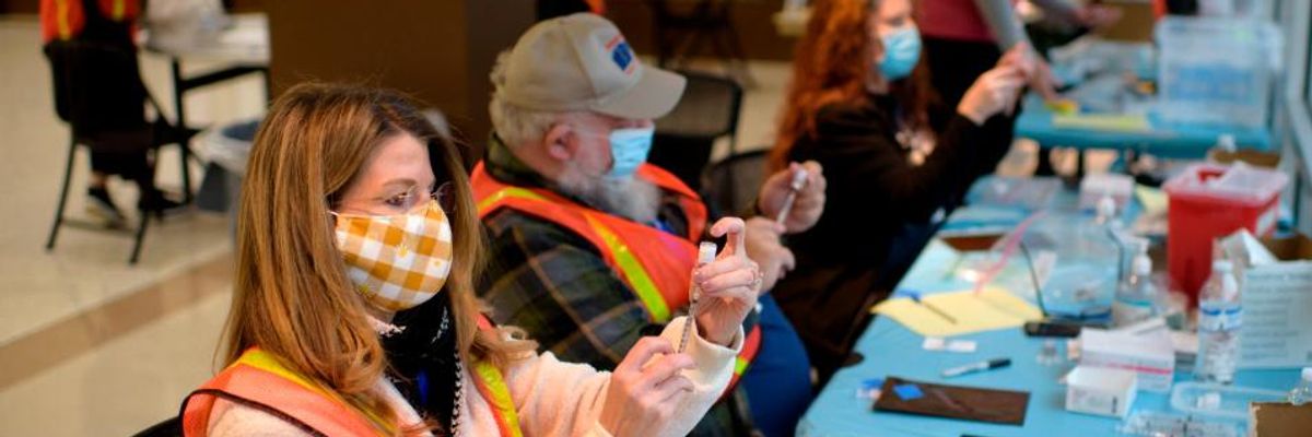 'Endangers the Entire Country and Beyond': Grave Warnings as Texas Gov. Abbott Lifts Covid Restrictions